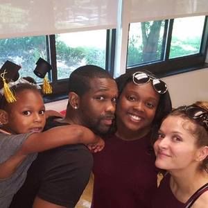 Meet your Posher, Tee